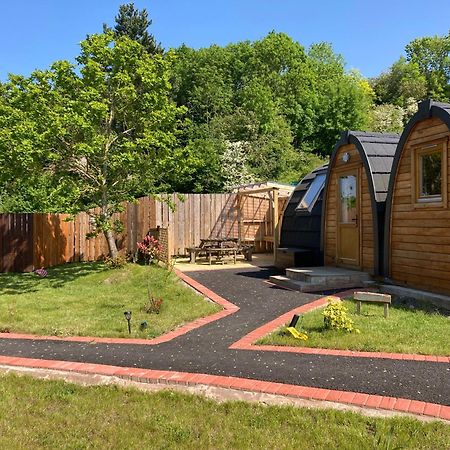 Squirrel Glamping Pod School House Farm Hotell Leighton  Eksteriør bilde
